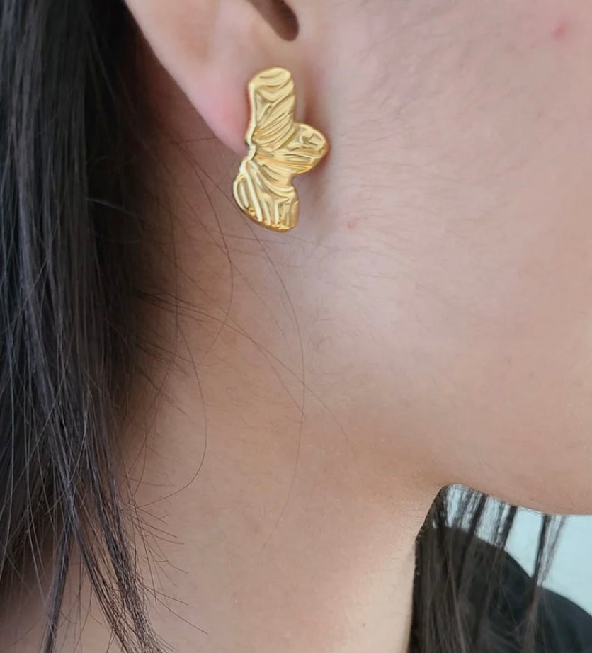 Leaf earrings - GlintHub