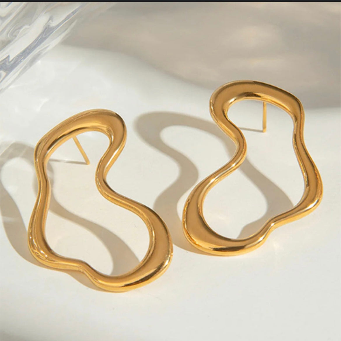 Iris gleam earring