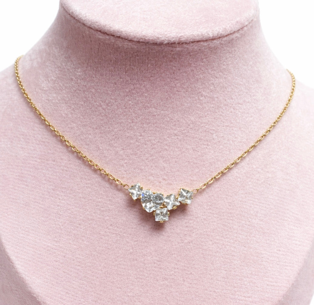 Sleek spark necklace - GlintHub