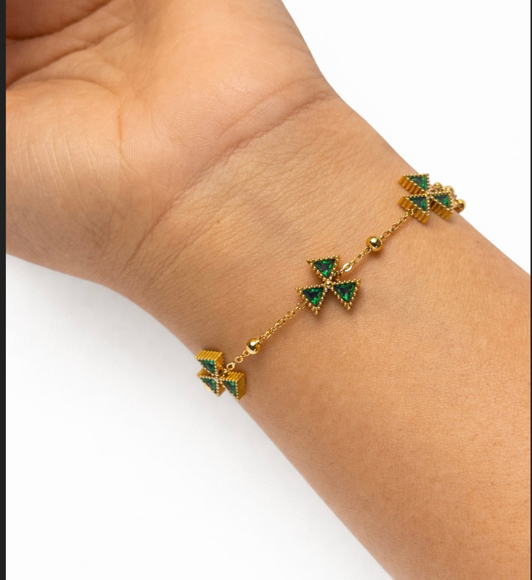 Rose loop bracelet - GlintHub