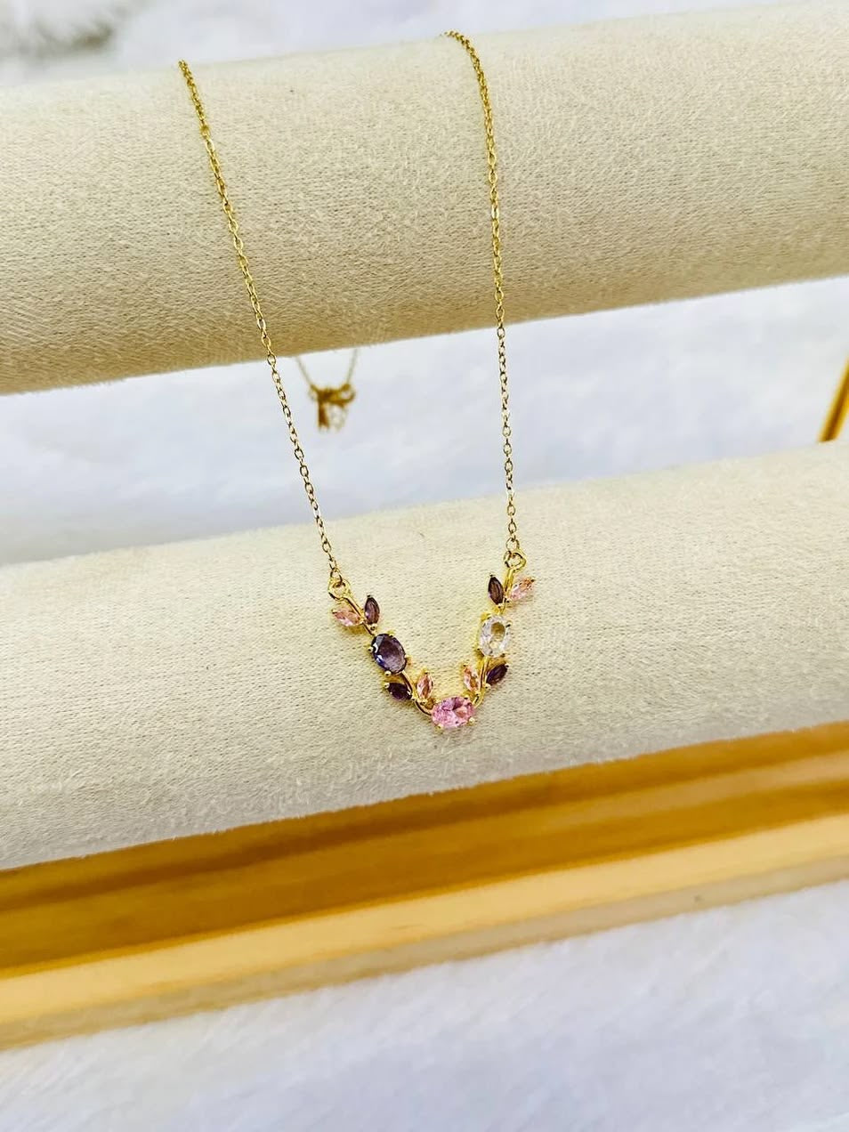 Blush tulip necklace