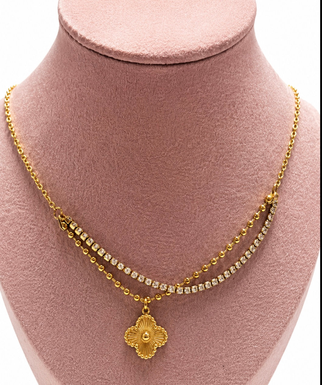 Vivora necklace