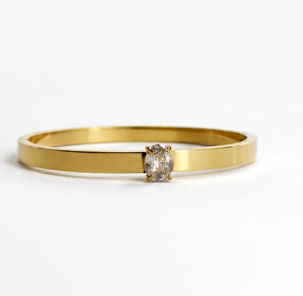 Single solitaire baby bracelet - GlintHub