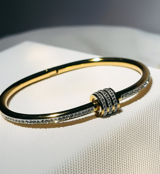 Noir link bracelet - GlintHub