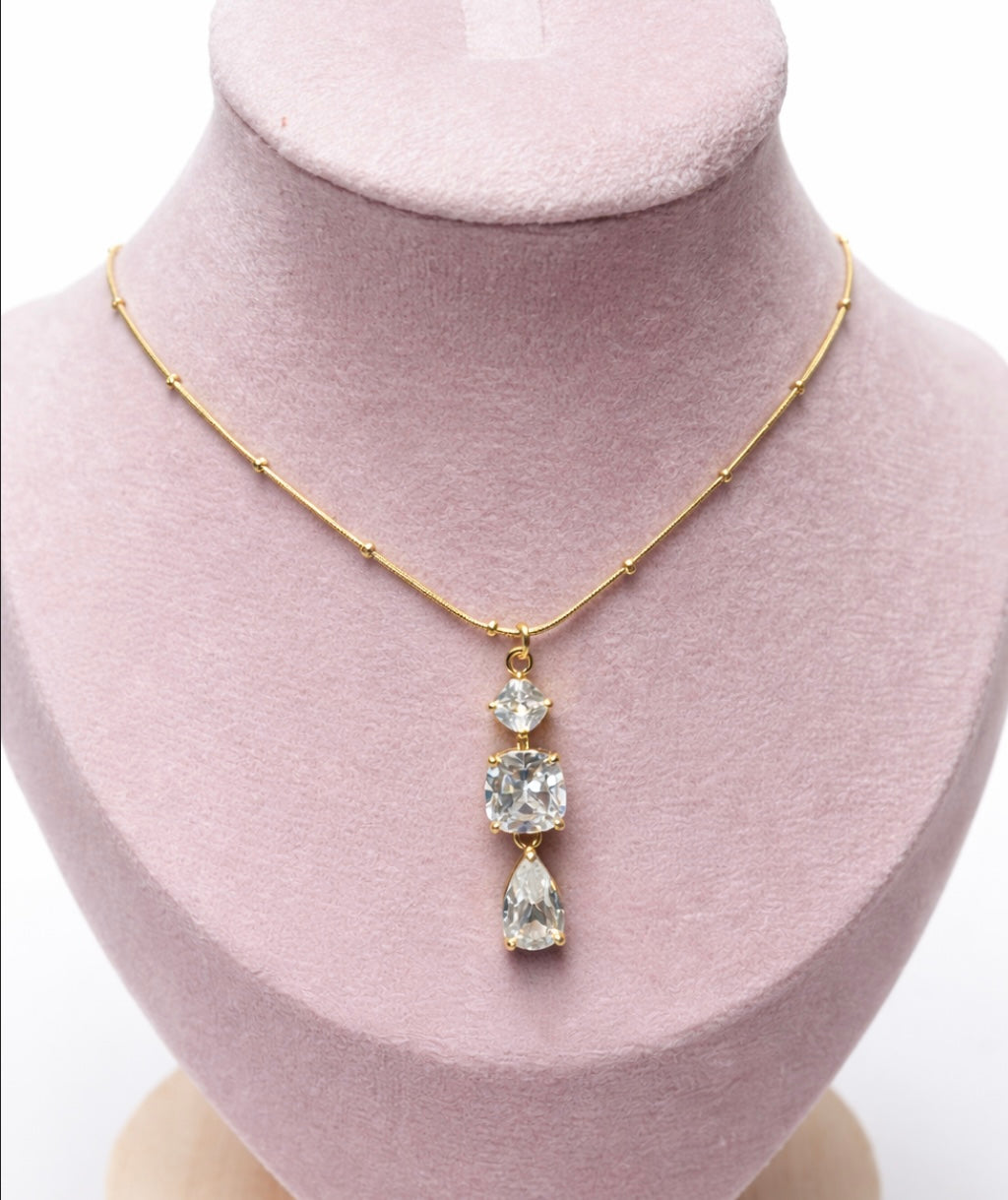 Celestia shine necklace - GlintHub