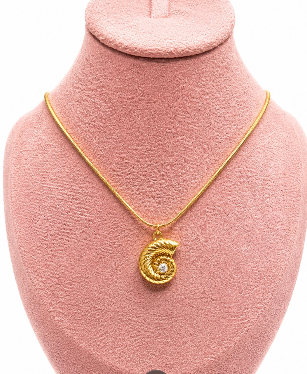 Shell necklace