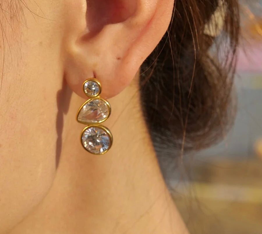 Blink loop earring - GlintHub