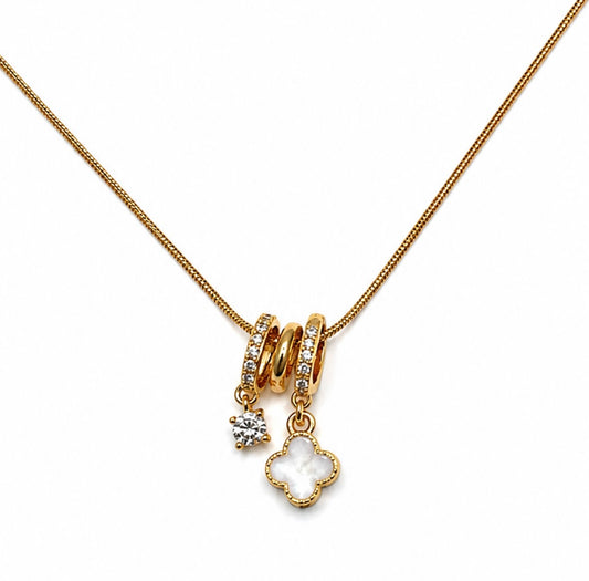 Tiny clover necklace - GlintHub