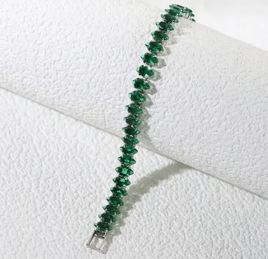 Green tennis bracelet - GlintHub