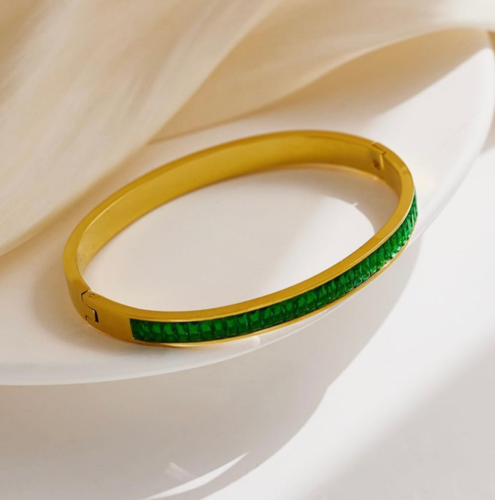 Royal glow baby bracelet - GlintHub