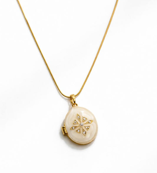 Frost glow openable necklace - GlintHub