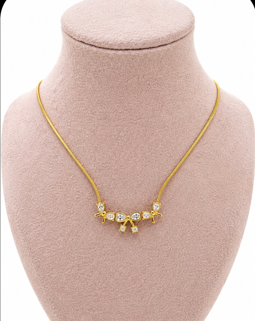 Zoviea necklace