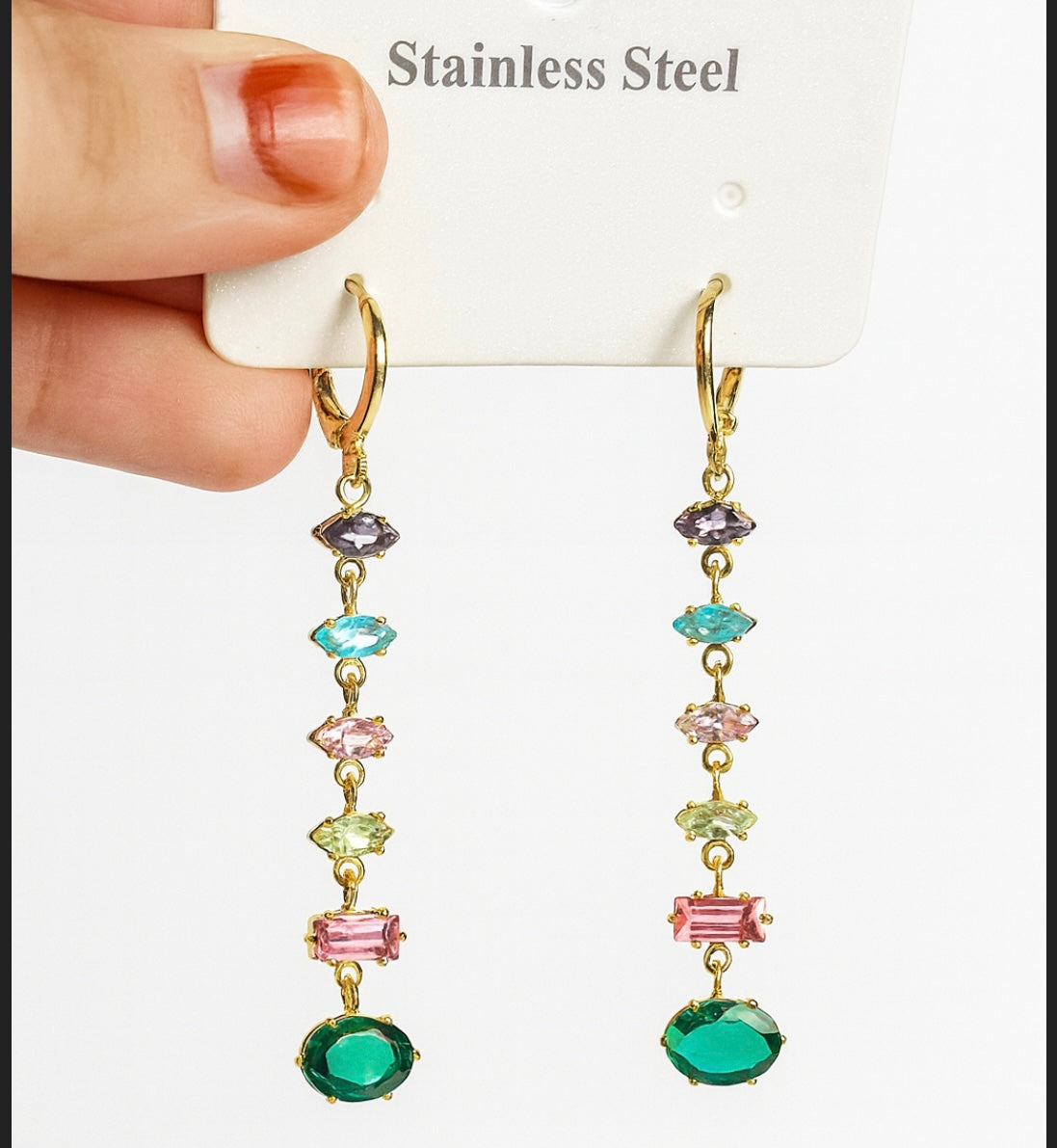 Crystal kiss earring