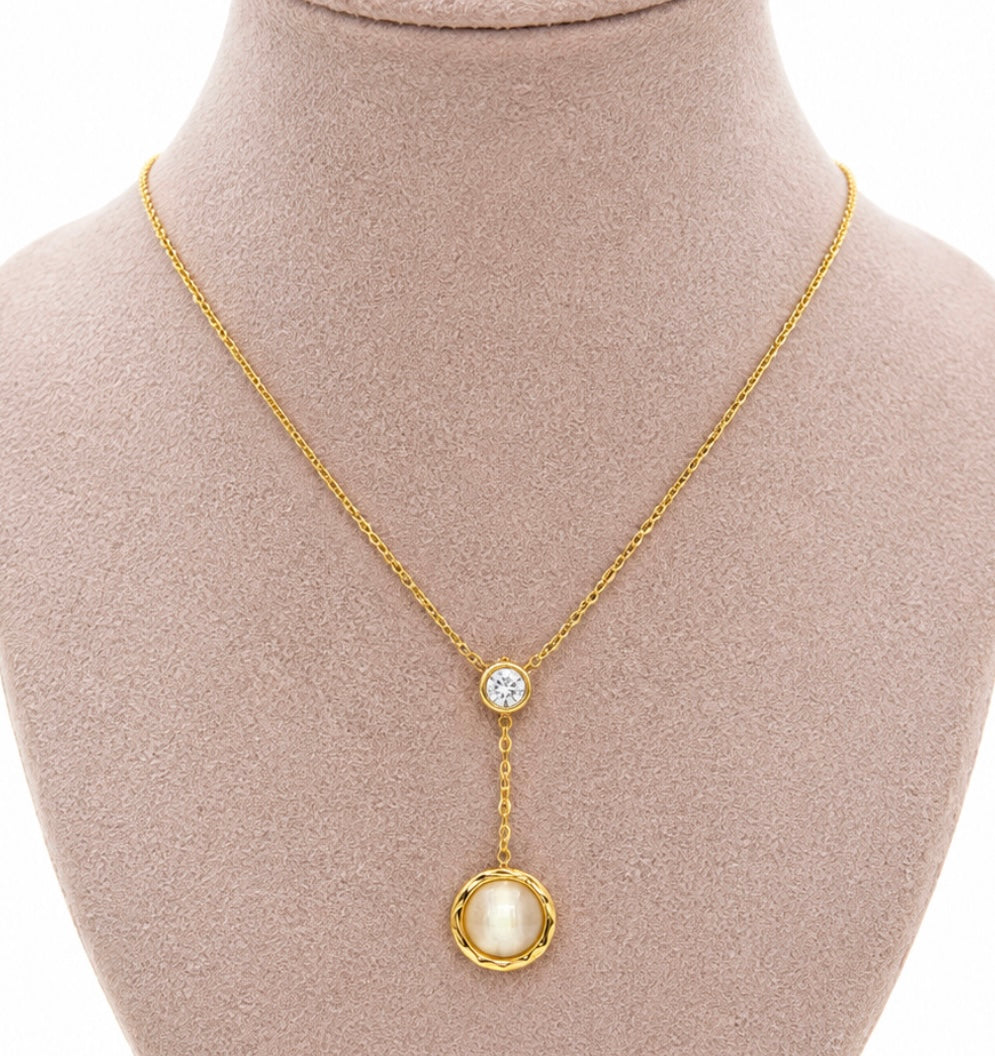 Daze necklace