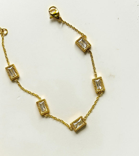 Love knot bracelet - GlintHub