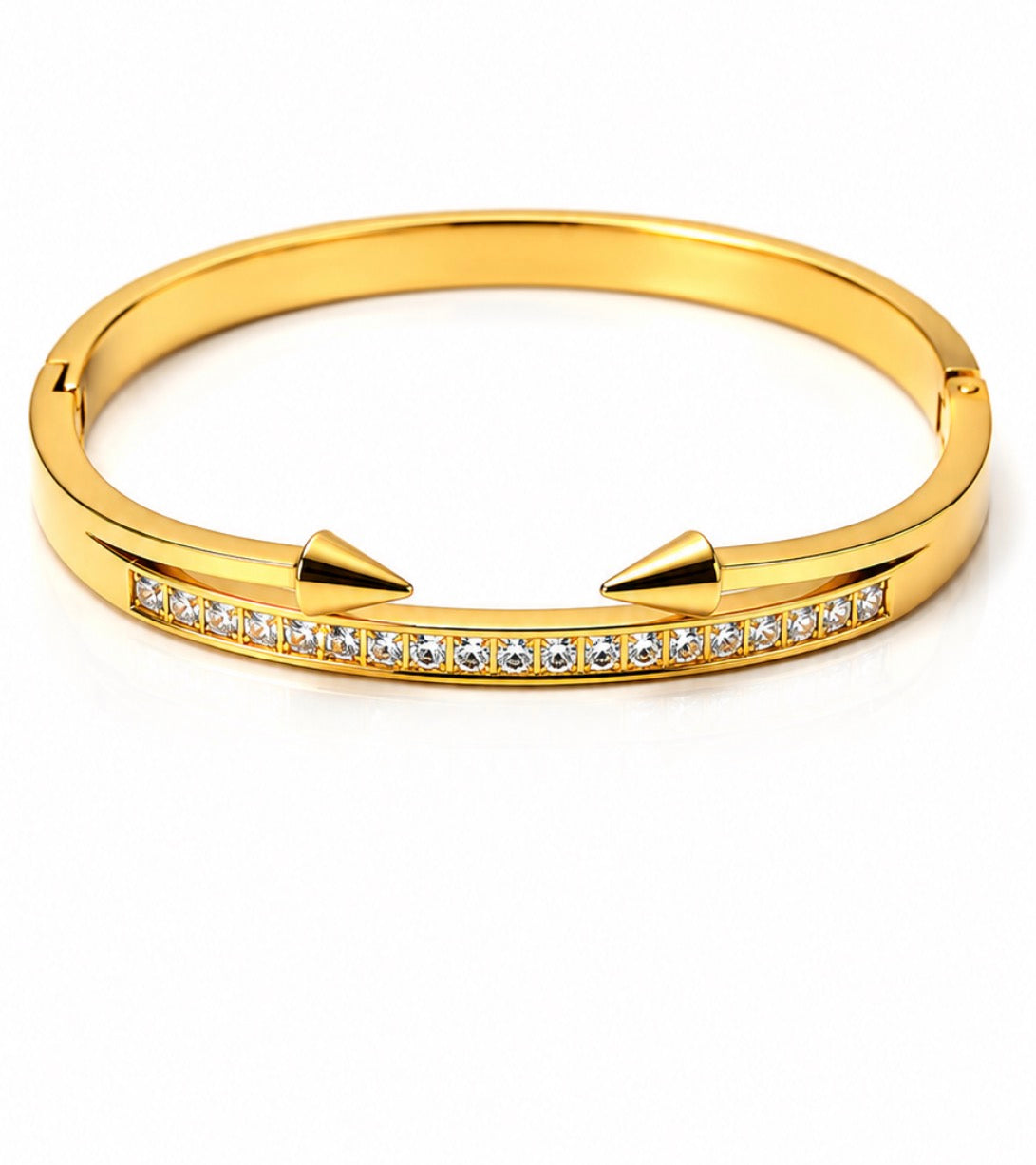 Dainty nail bracelet