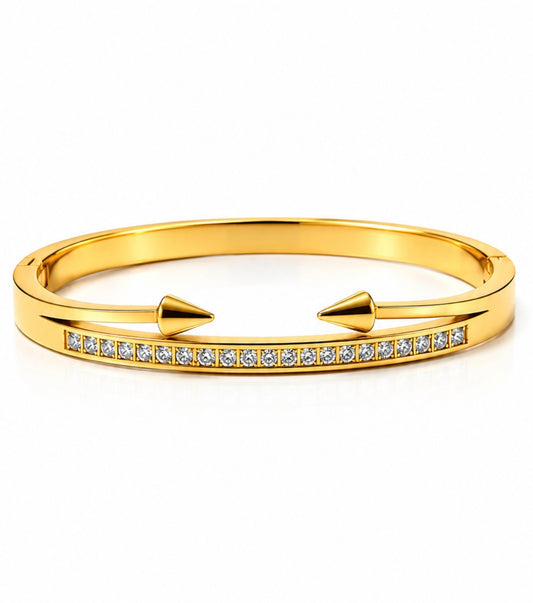 Dainty nail bracelet