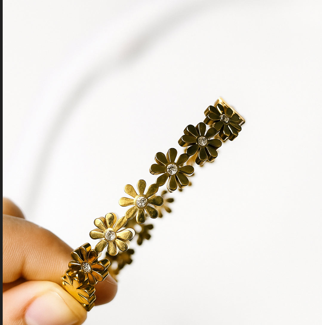 Flora Bracelet - GlintHub