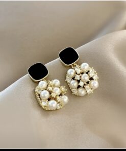 Korean Pearl Earring