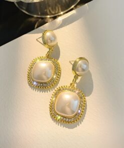 Pearl & Rhinestone Earring